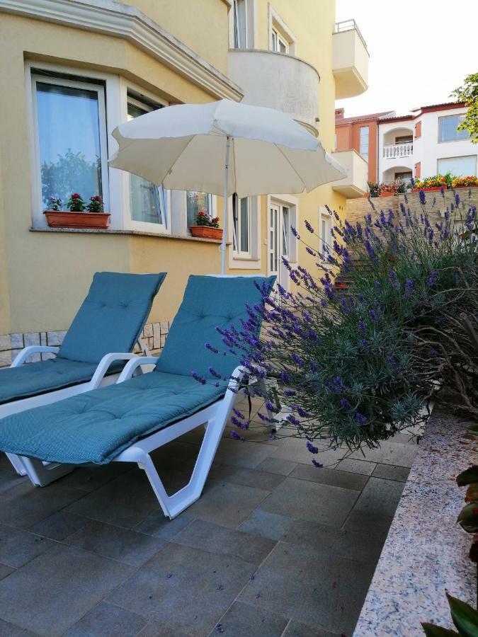 Villa Lucija Pula Bagian luar foto